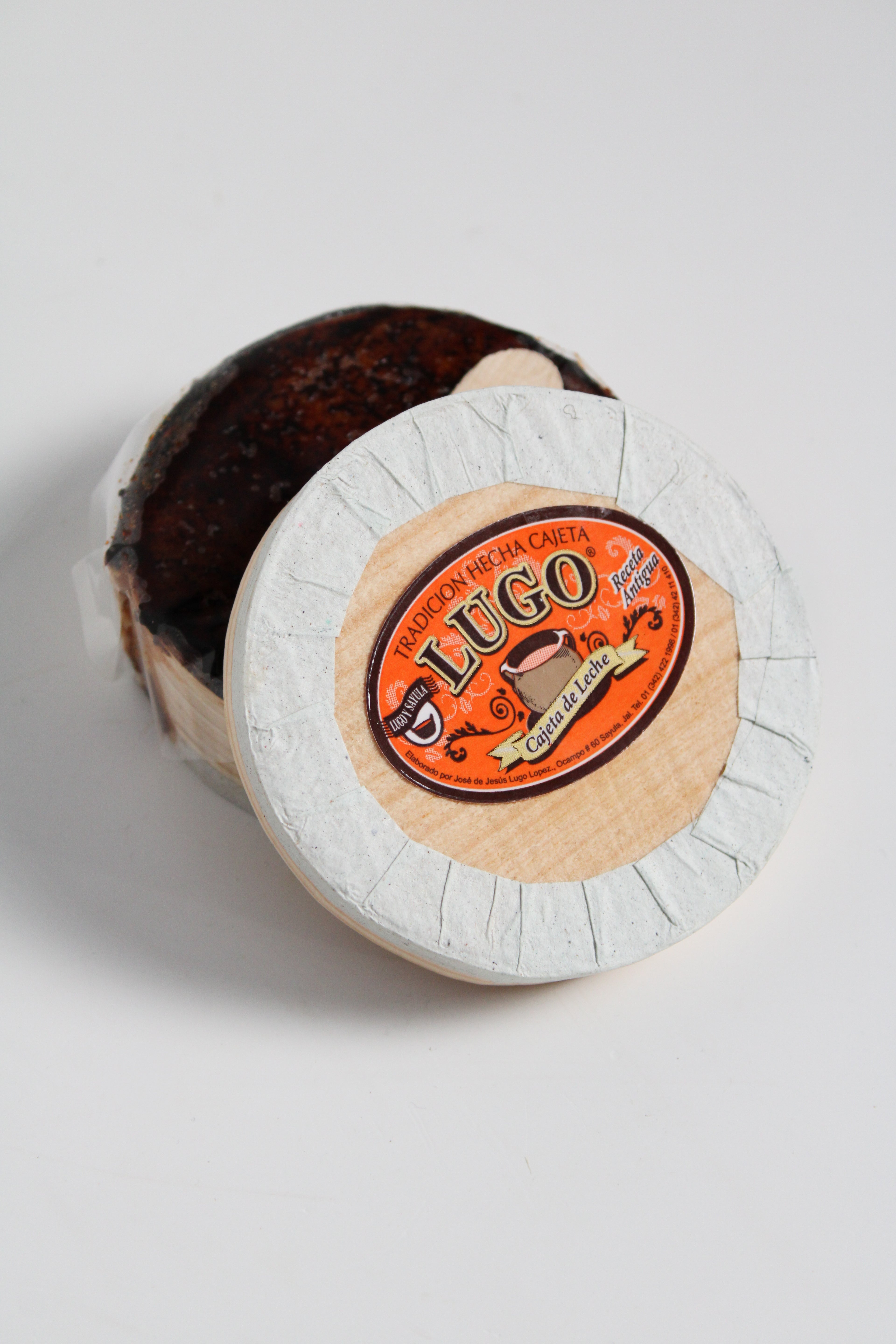 Cajeta artesanal Lugo en envase redondo chico