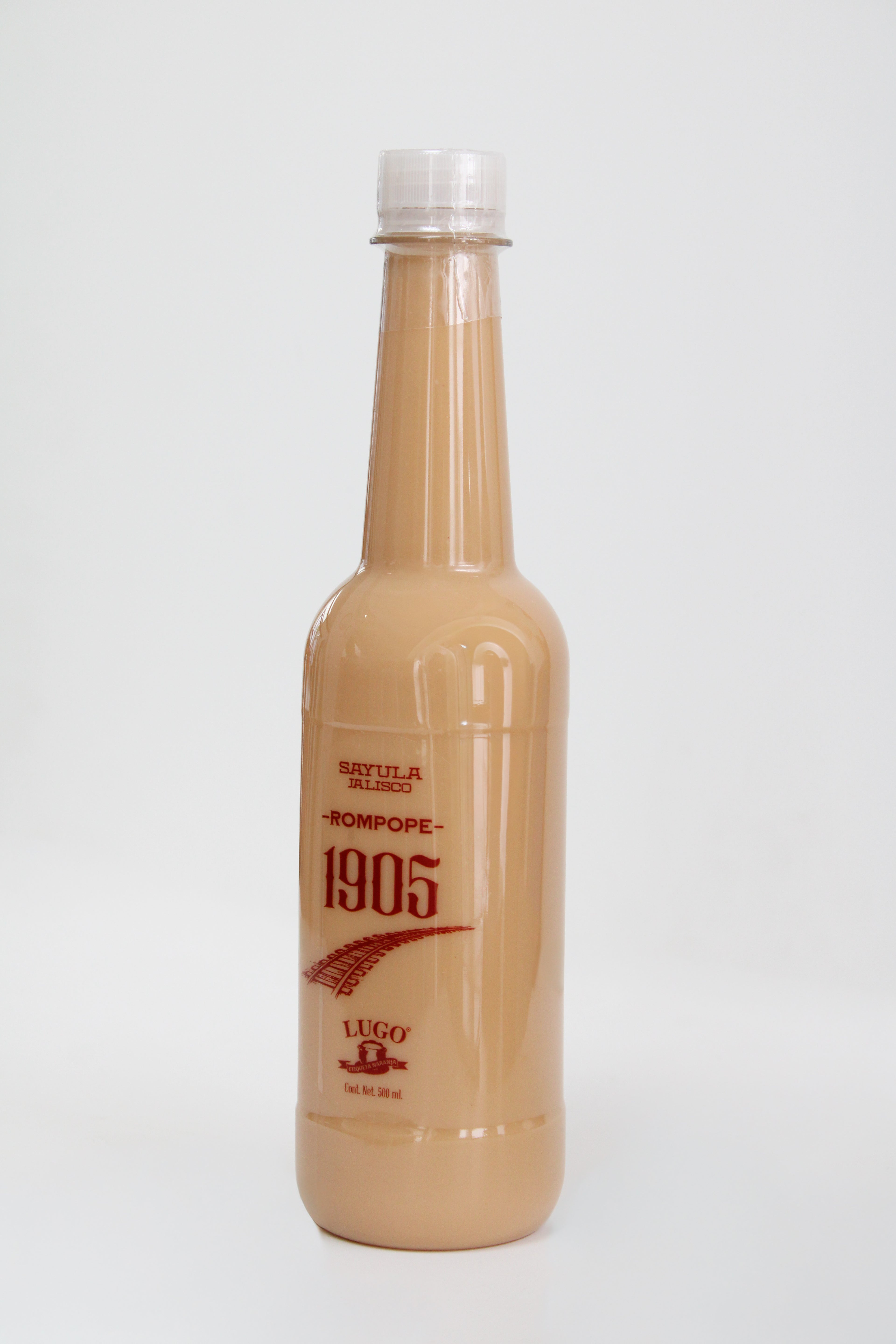 Rompope artesanal Lugo en botella de medio litro